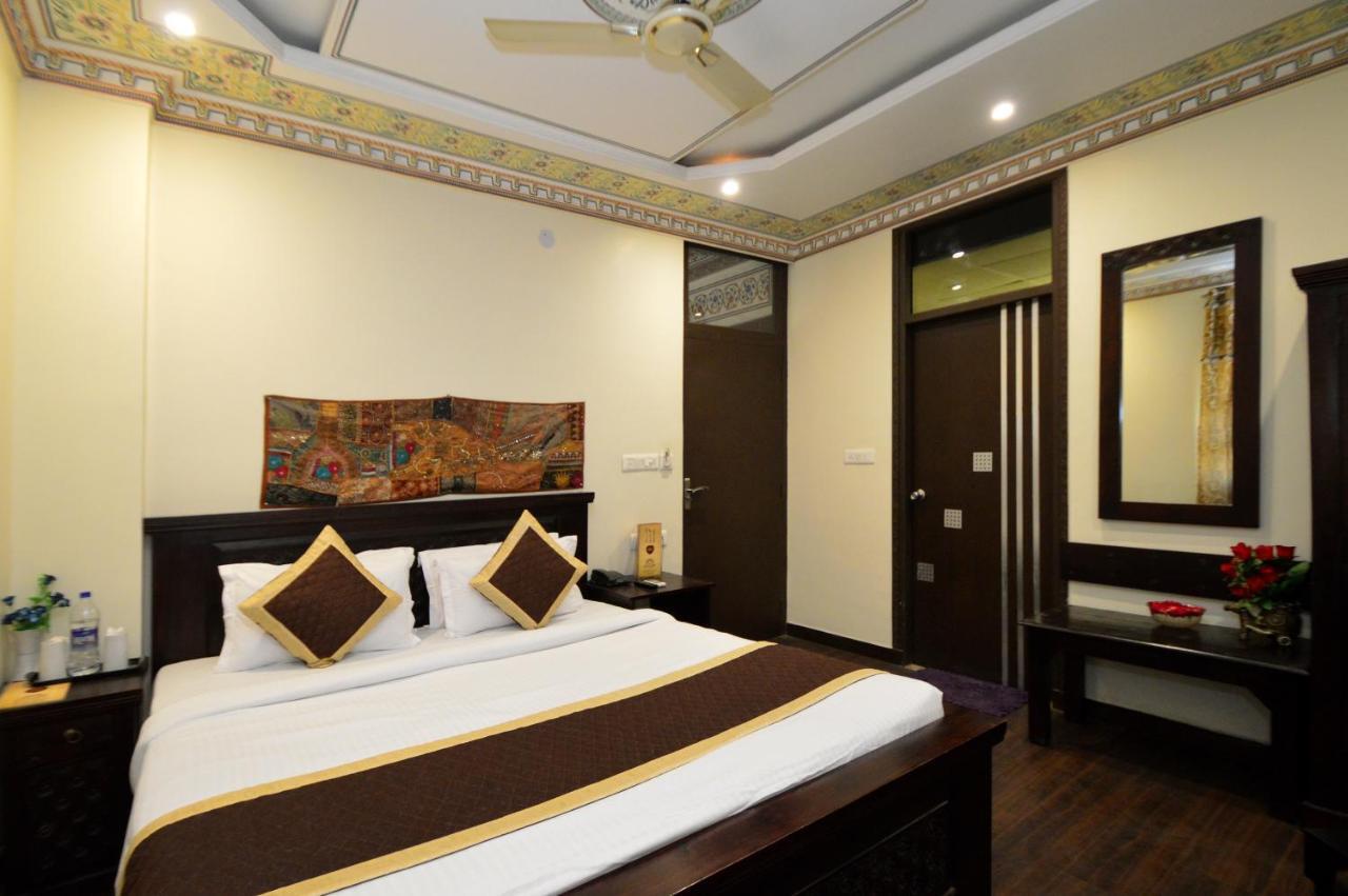 Hotel Surya Garh Dzsaipur Kültér fotó