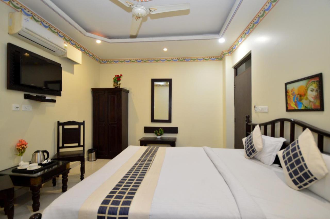Hotel Surya Garh Dzsaipur Kültér fotó