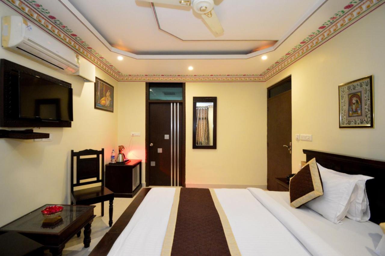 Hotel Surya Garh Dzsaipur Kültér fotó